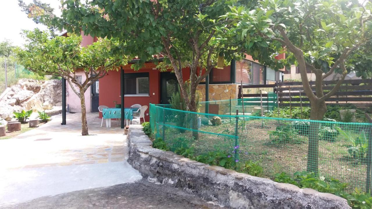 Village Life Studio Kanakades ภายนอก รูปภาพ